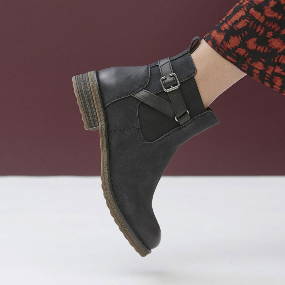 womens leg with a boot