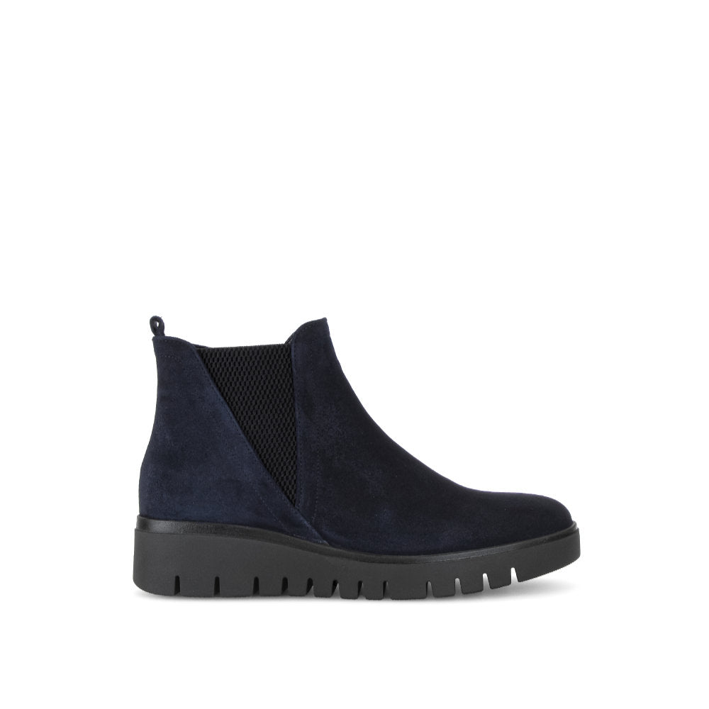 Gabor 72.061.46 Navy Boot