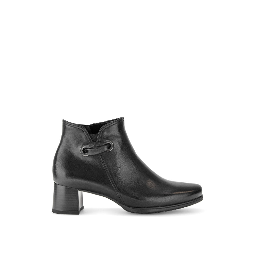 Gabor 72.827.57 Black Boots